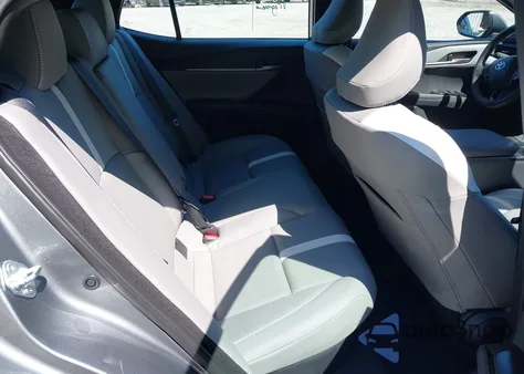 2025 Toyota Camry Se z USA, uszkodzony, nr VIN 4T1DBADK5SU533742